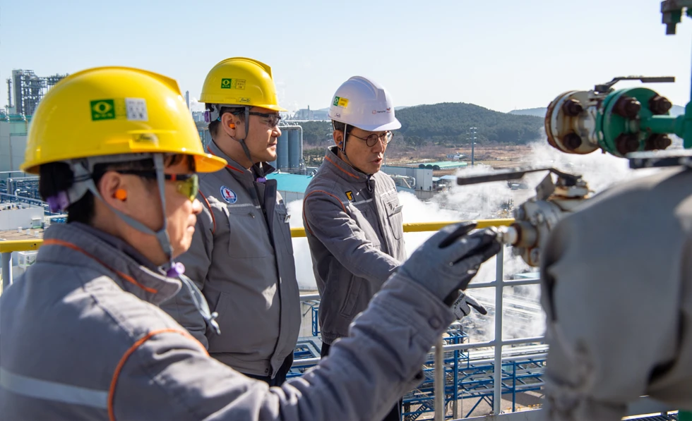 한컷으로 보는 4월의 주요 소식 한컷으로 보는 4월의 주요 소식